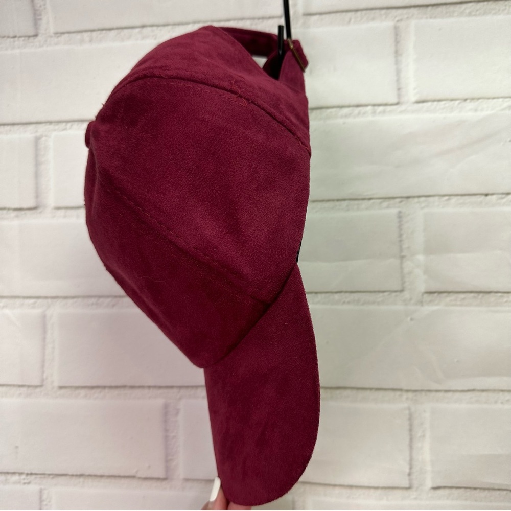 VERA Burgundy Suede Cap